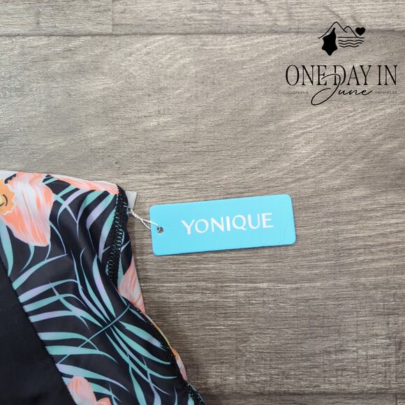 Yonique Crop Bikini Top Size L - Picture 3 of 5